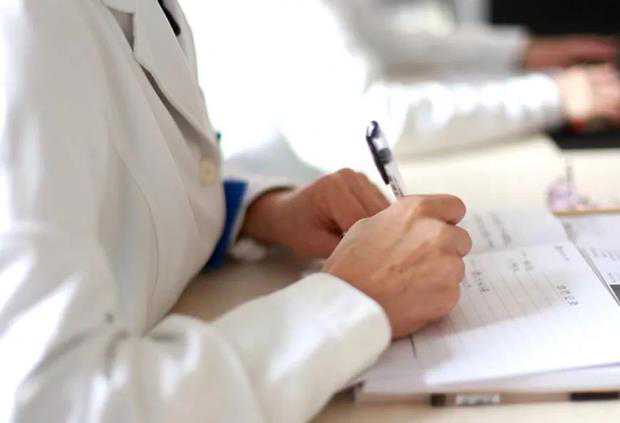 女性停经是否预示怀孕？深入解析停经原因及助孕咨询